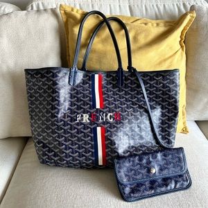 Authentic Goyard Goyardine St Louis PM Tote Bag Navy Painted